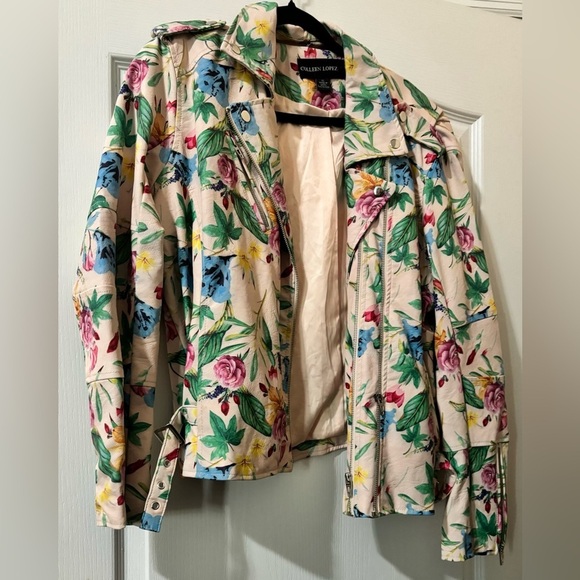 Colleen Lopez Jackets & Blazers - Colleen Lopez Effortlessly Edgy Printed Faux Leather Moto Jacket XL